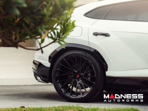 Lamborghini Urus Custom Wheels - EVO-6T by Vossen - Gloss Black Lamborghini Urus Custom Wheels - EVO-6T by Vossen - Gloss Black